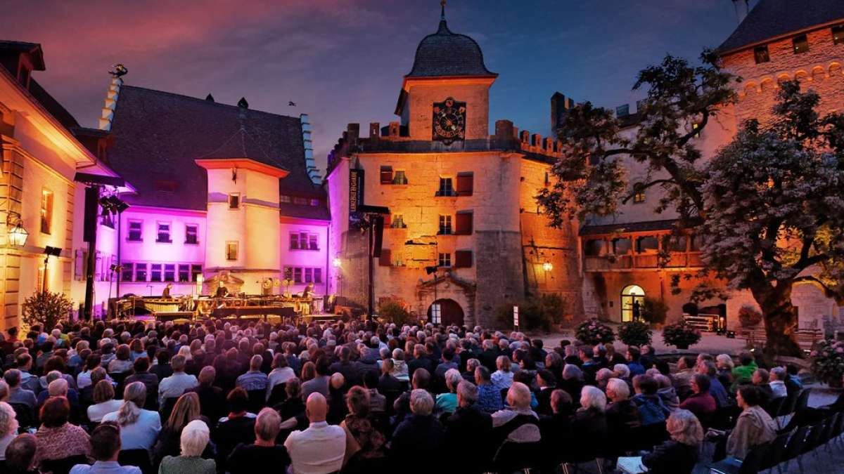 Konzert der Lenzburgiade im Schlosshof