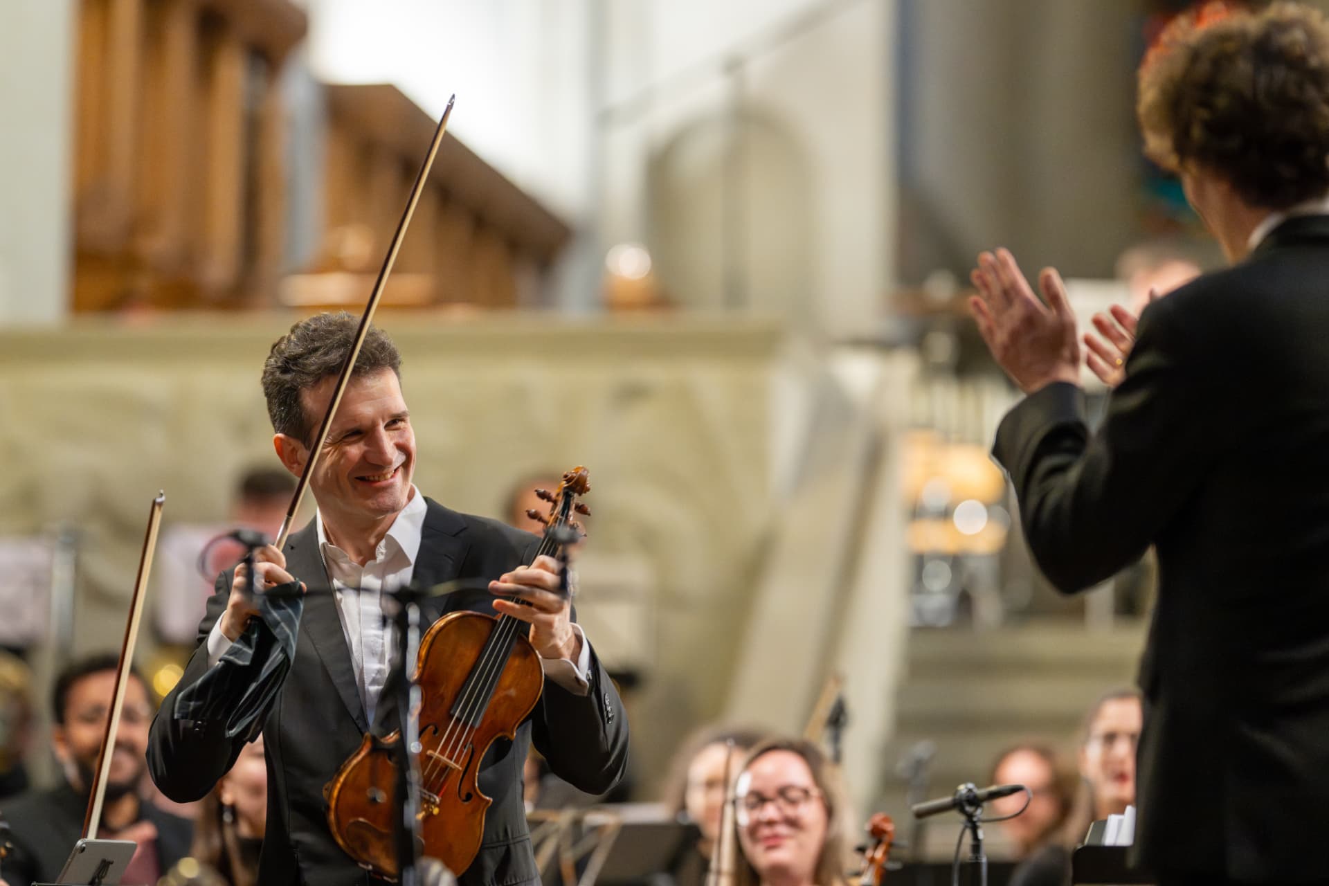 Applause for the soloist after the concert